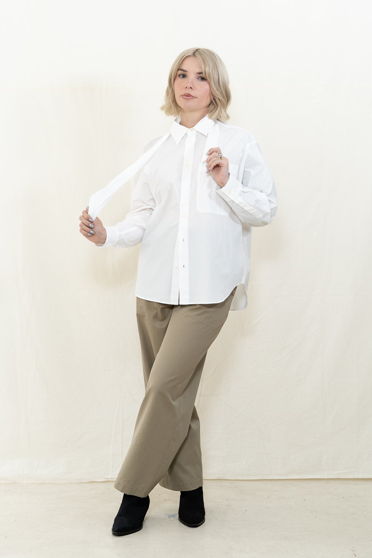 NICHOLSON & NICHOLSON Elen White Top