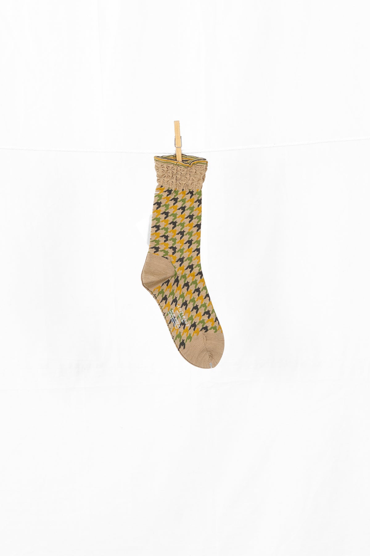 Antipast Chidori Women's Socks - Beige