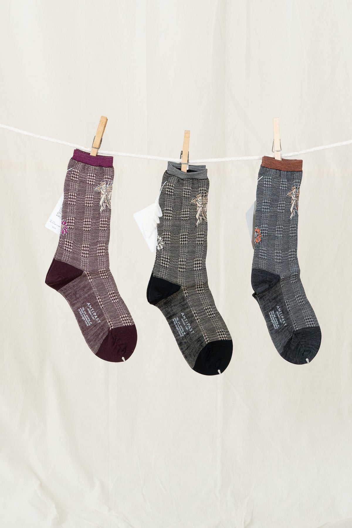 Antipast Angel's Emblem Women's Socks - Wine