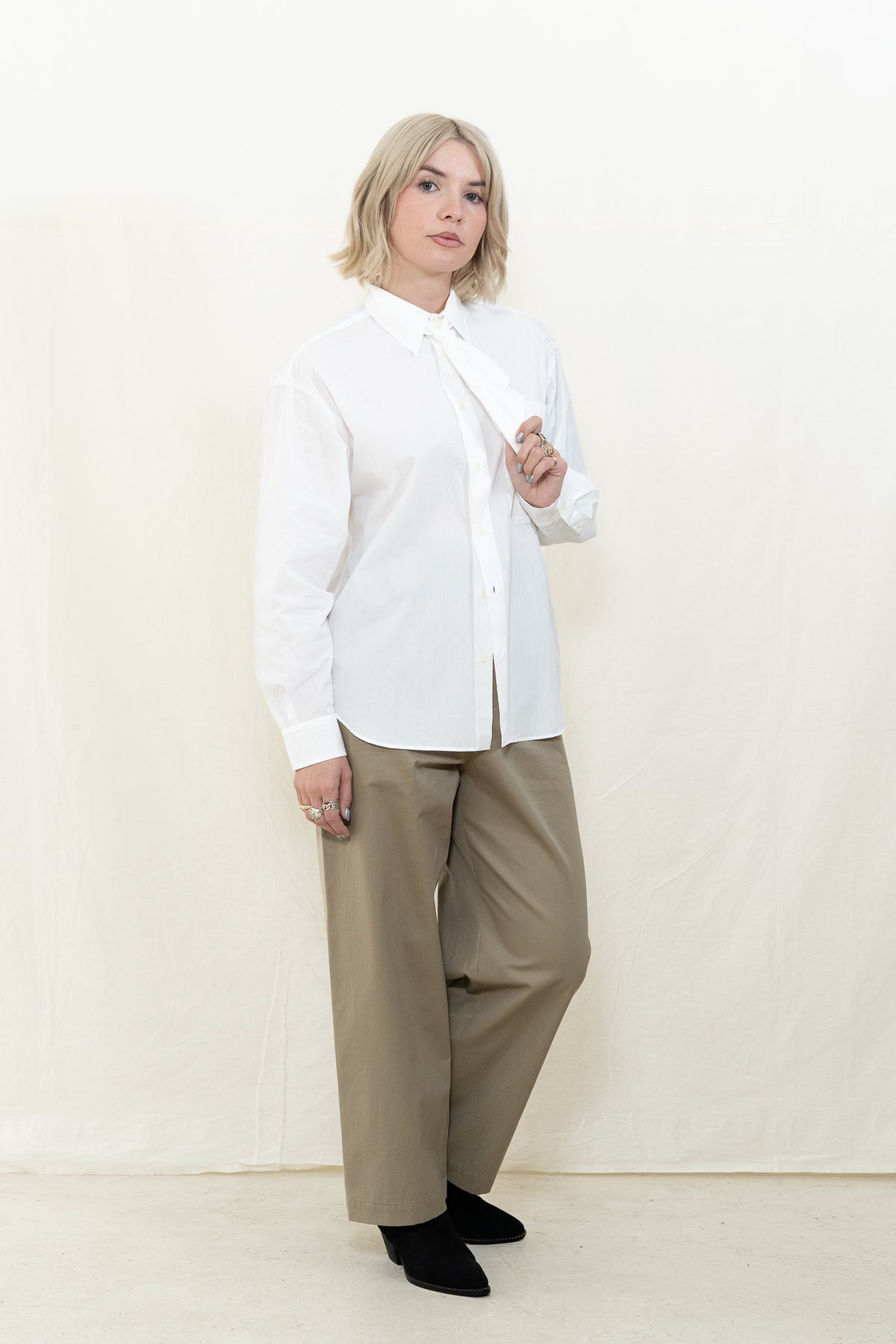 NICHOLSON & NICHOLSON Elen White Top
