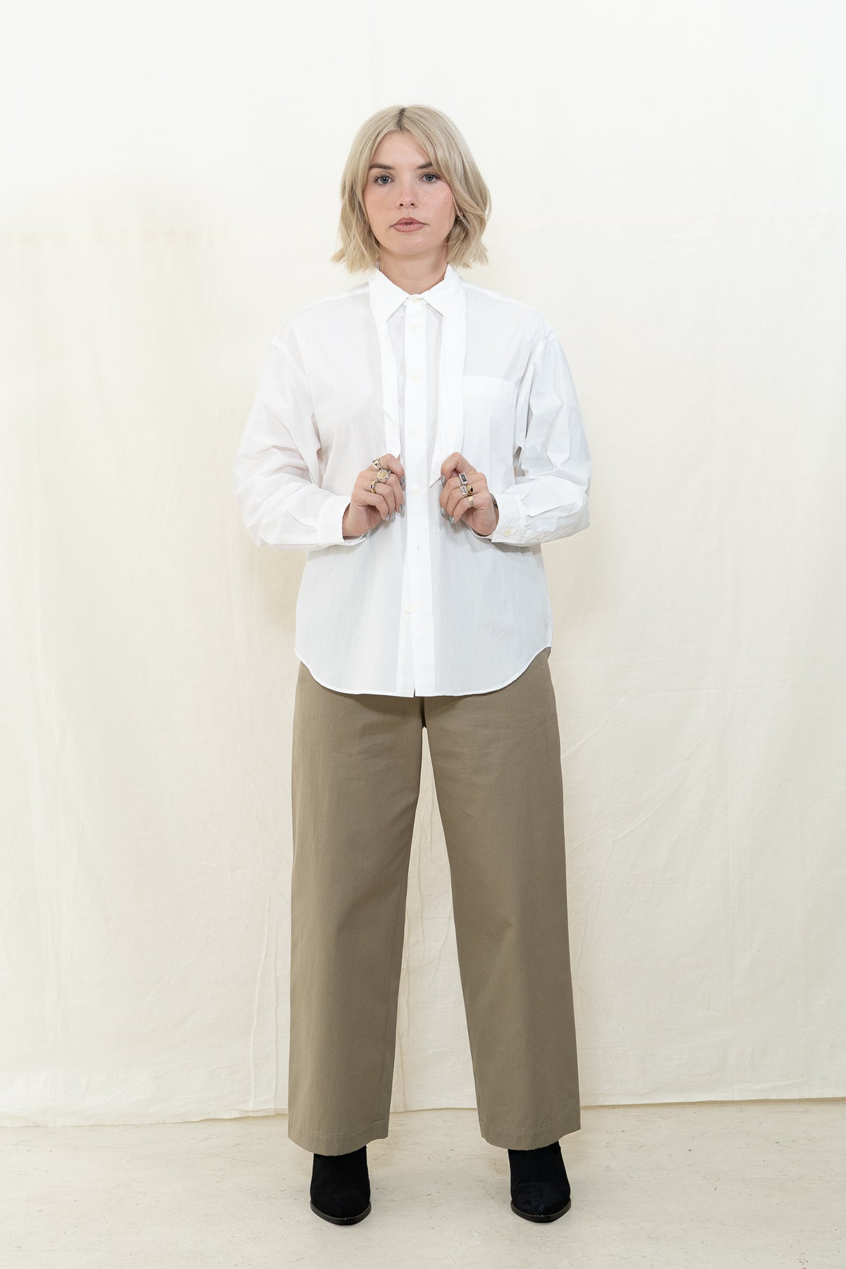 NICHOLSON & NICHOLSON Elen White Top