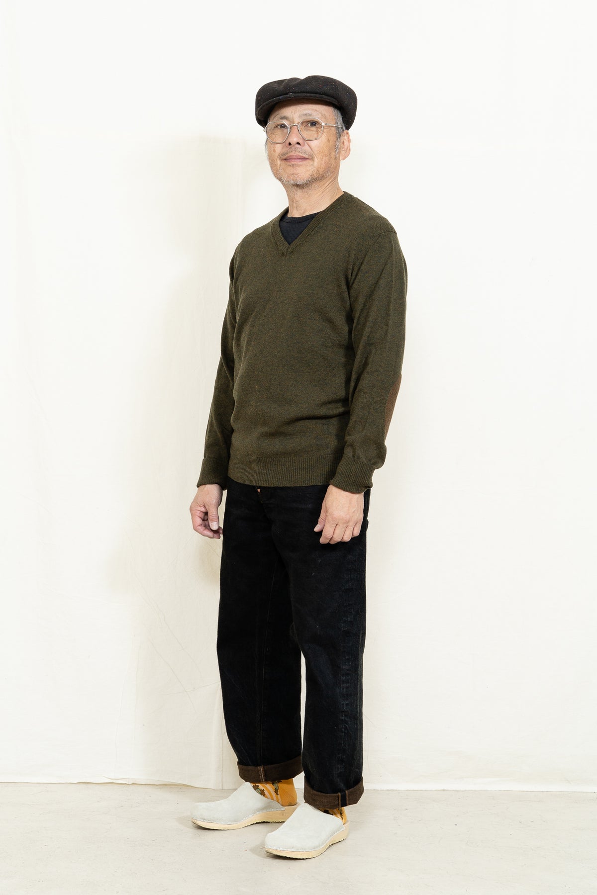 Casa Isaac ART. CC32 V Neck in Green Rust