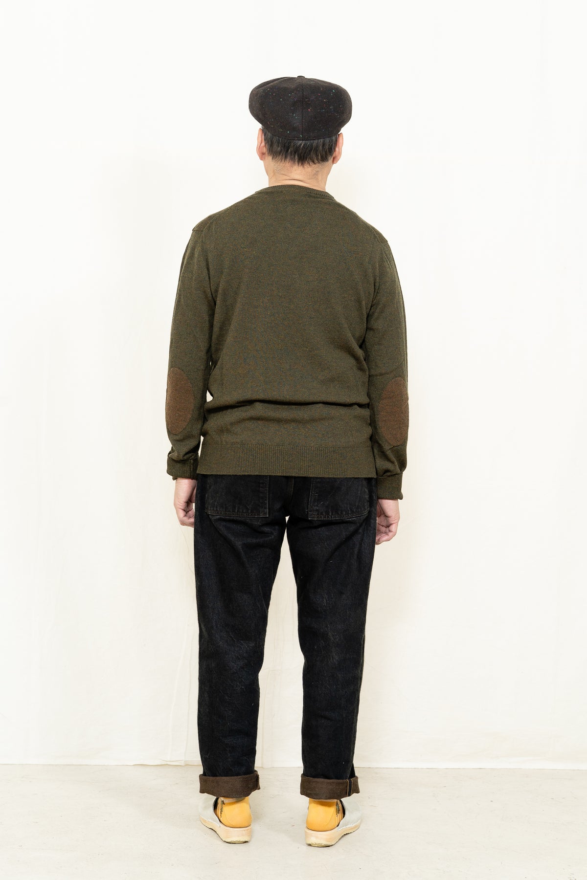 Casa Isaac ART. CC32 V Neck in Green Rust