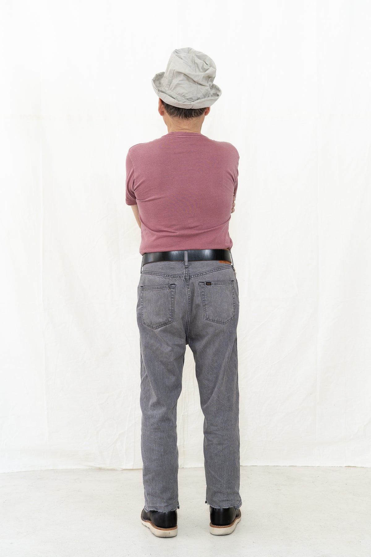 Chimala Pinkish Gray Wide Tapered Cut